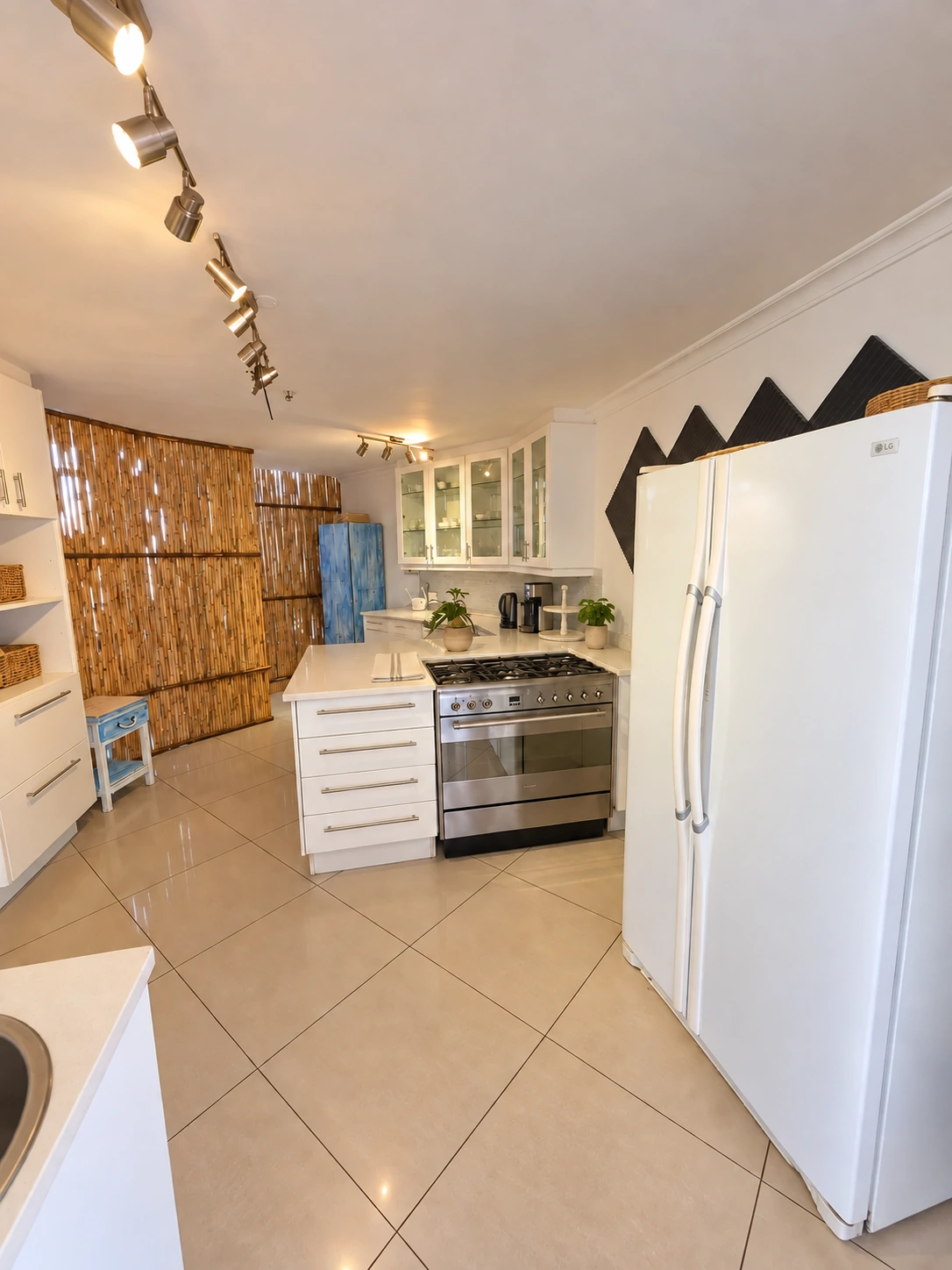 Another view of the VistaBlu communal kitchen